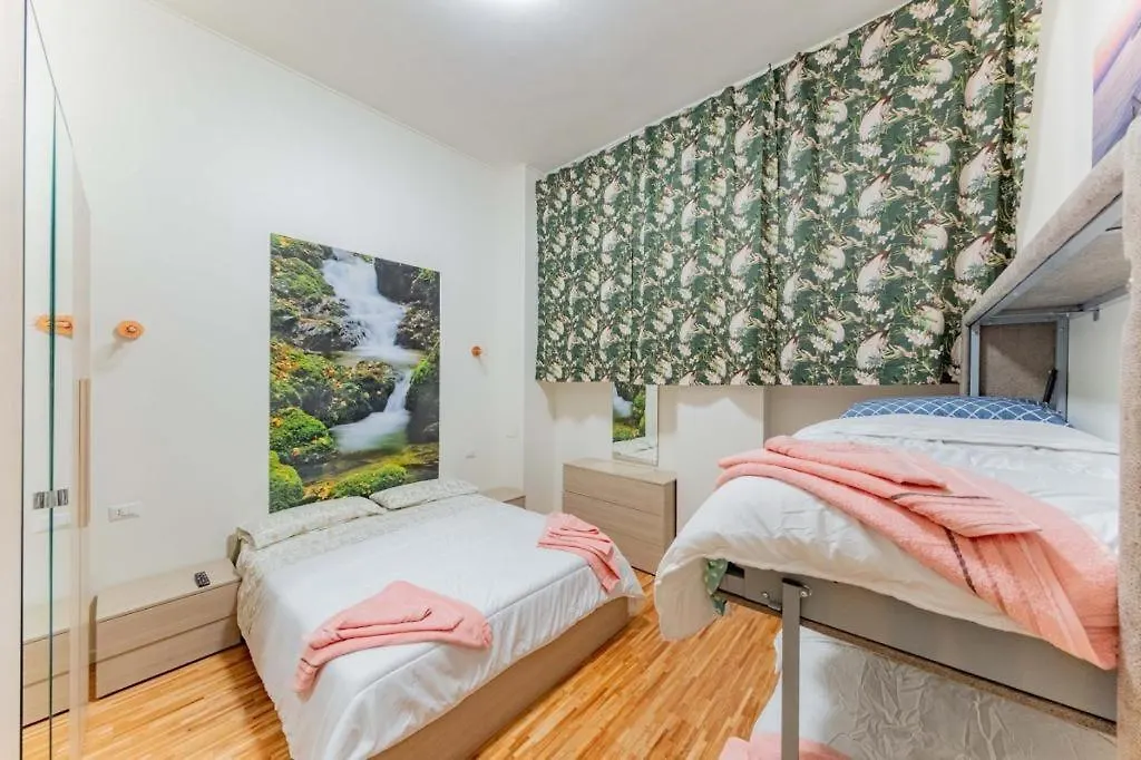 Apartment Comfy Appartment Near Metro M3 - Wifi Milan Italy